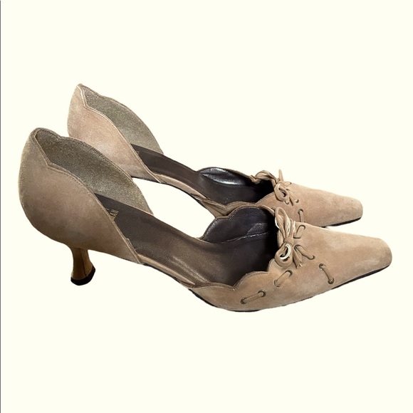 Stuart Weitzman D’Orsay heels size 7 - Picture 1 of 4